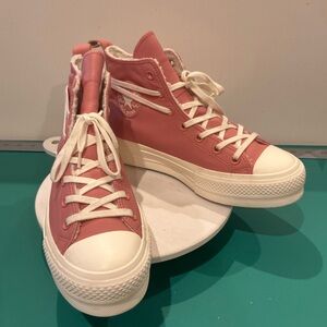 Converse Chuck Taylor All-Star Pink High-Top Platform with Faux Shearling 9